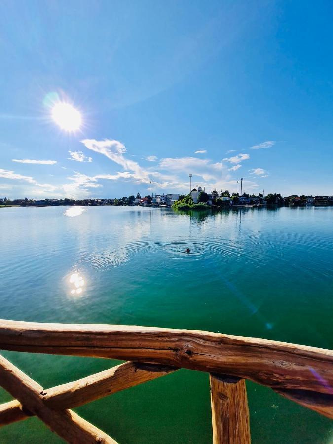 Bungalov Na Vode - Lobster Apartment เซเนซ ภายนอก รูปภาพ