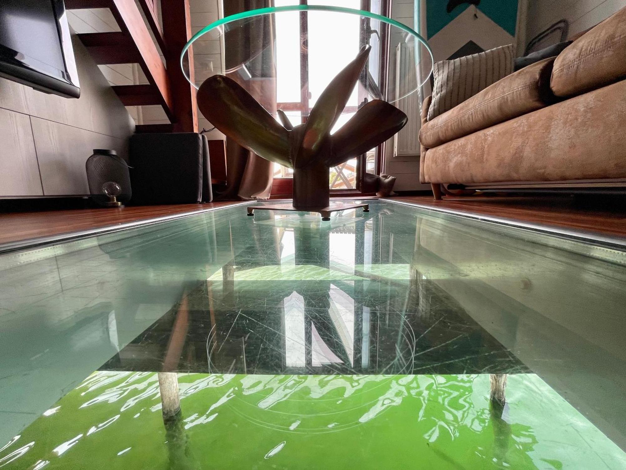 Bungalov Na Vode - Lobster Apartment เซเนซ ภายนอก รูปภาพ